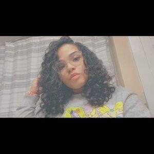 Meet your Posher, Christal